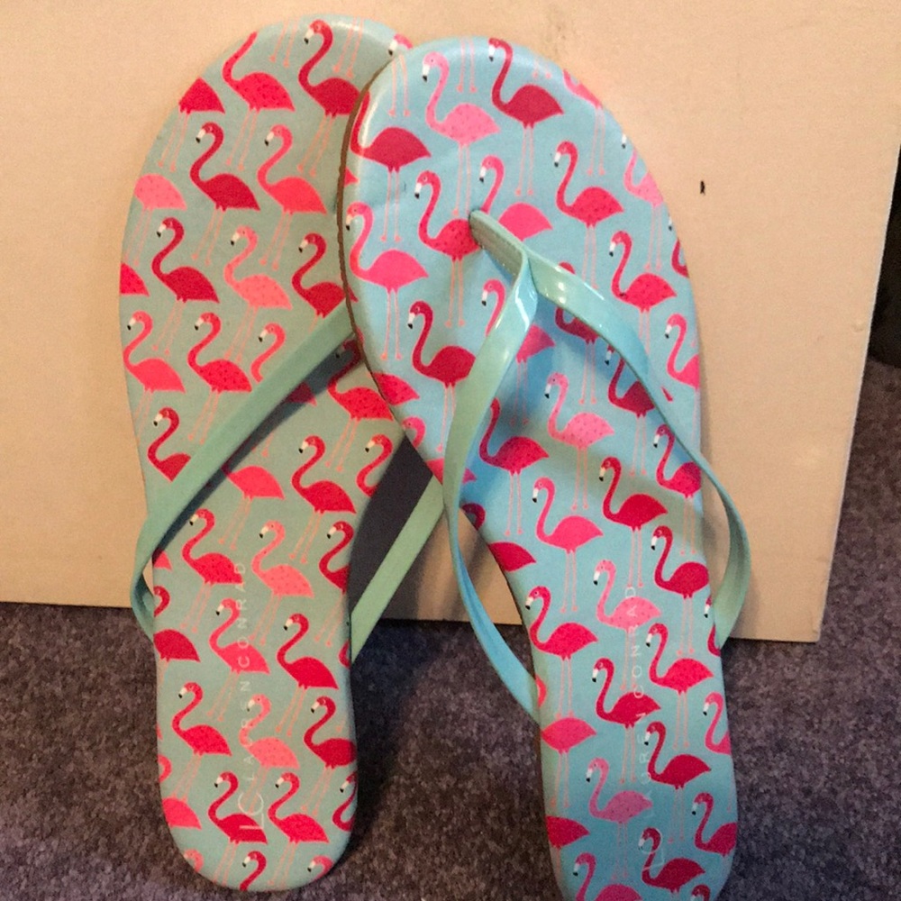 Lauren Conrad flip flops Size 8